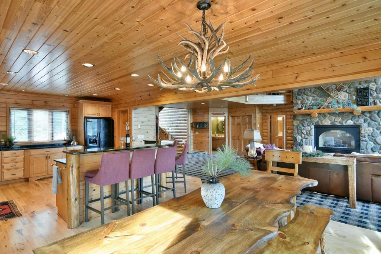 Majestic Moose Lodge Home Cable Екстер'єр фото