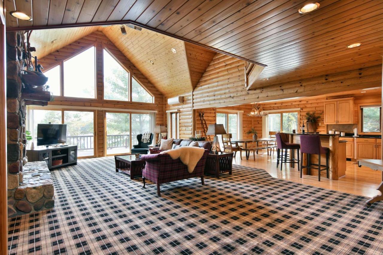 Majestic Moose Lodge Home Cable Екстер'єр фото