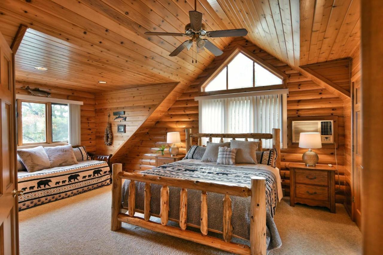Majestic Moose Lodge Home Cable Екстер'єр фото