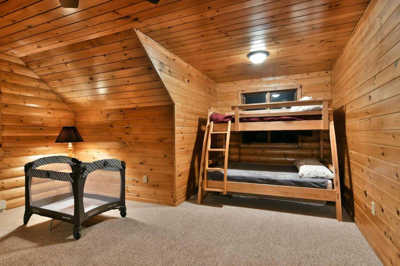 Majestic Moose Lodge Home Cable Екстер'єр фото
